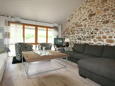 Coin salon dans l'établissement Holiday Home in Roussines with Private Pool