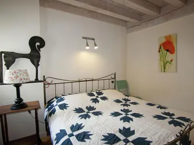 Un ou plusieurs lits dans un hébergement de l'établissement Cottage in France with Covered Terrace