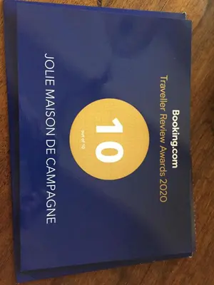 Certificat, récompense, panneau ou autre document affiché dans l'établissement Chambre chez l'habitant dans Jolie maison de campagne