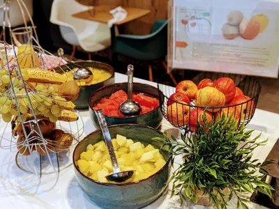 Nourriture dans l'hôtel ou à proximité