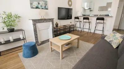 Cuisine ou kitchenette dans l'établissement Residence Pasteur Angouleme