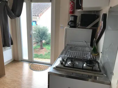 Cuisine ou kitchenette dans l'établissement CosyStudio Site du Futuroscope