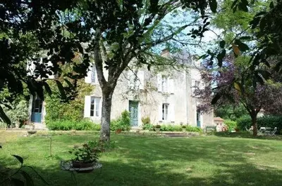 Jardin de l'établissement DOMAINE de la BORLIERE