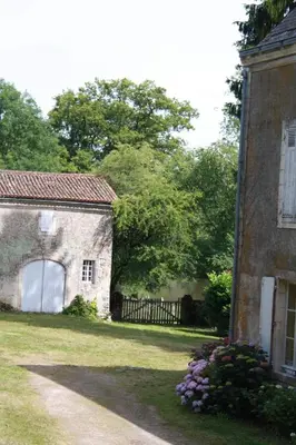 Jardin de l'établissement DOMAINE de la BORLIERE