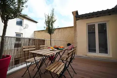 Balcon ou terrasse dans l'établissement An authentic experience with spa in the center