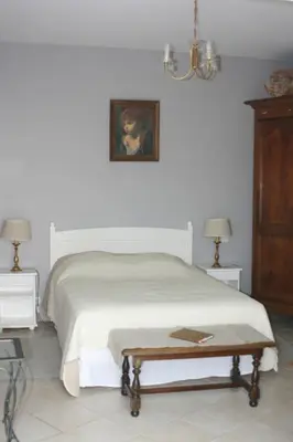 Un ou plusieurs lits dans un hébergement de l'établissement au paradis des hotes