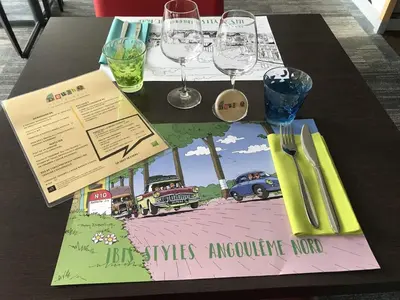 Boissons dans l'établissement ibis Styles Angoulême Nord - hôtel restaurant