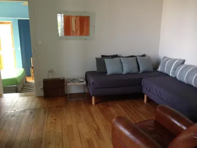 Coin salon dans l'établissement Vraie chambre d'hôtes jusqu'à 4 pers, stationnement gratuit, prise batterie