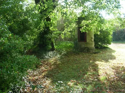 Jardin de l'établissement La Cure du Maine Charles