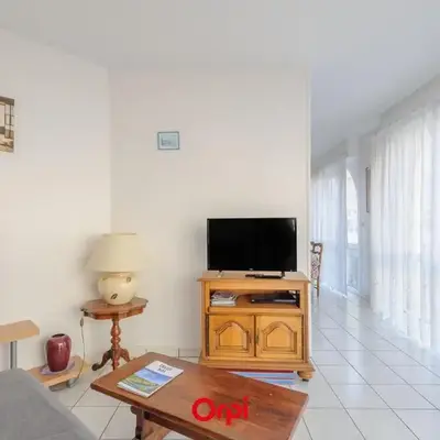 Appartement T2 à 50m de la plage avec piscine