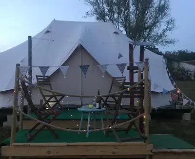 Plan de l'établissement French Fields Luxury Glamping Twin Emperor Tent