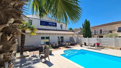 Piscine de l'établissement ALYSA ou située à proximité