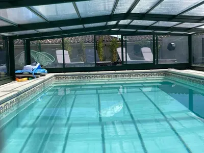 Piscine de l'établissement Le charmant studio ou située à proximité