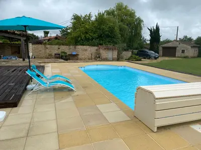 Piscine de l'établissement La Maison du petit lac ou située à proximité