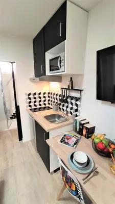 Cuisine ou kitchenette dans l'établissement Home&Work 101 - HYPERCENTRE - Parking à proximité