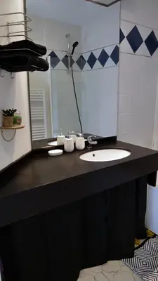 Plan de l'établissement Studio 130 à 8 min à pied du Futuroscope 1 à 4 pers