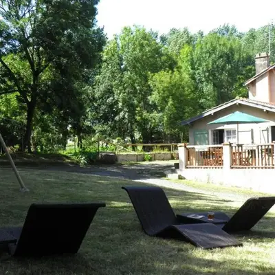 Gîte de caractère avec étang privé