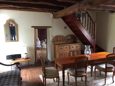 Coin salon dans l'établissement Chatain - Cottage - Sleeps 5 - Pool - Garden