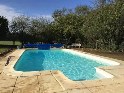 Piscine de l'établissement Chatain - Cottage - Sleeps 5 - Pool - Garden ou située à proximité