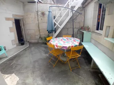 Plan de l'établissement Les Volets Bleus T3 de 80 m2 patio privatif