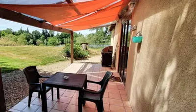 Jardin de l'établissement Cottage Sleeps 5 with Private Lake