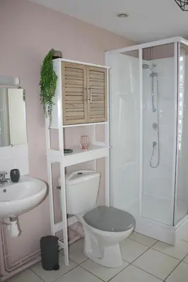 Salle de bains dans l'établissement La Vallée du Thouet