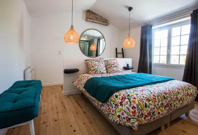 Un ou plusieurs lits dans un hébergement de l'établissement Les Apparts de Charly-Superbe duplex dans un hotel particulier, parking privé gratuit