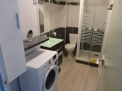 Salle de bains dans l'établissement Vert Marin