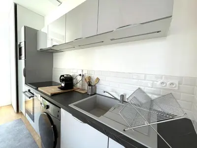 Cuisine ou kitchenette dans l'établissement Sole' Île - T3 superbe - avec vue