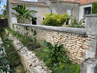 Jardin de l'établissement Le Maine N 5 - FLÉAC ANGOULEME - Suite Harry Potter
