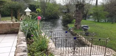 Jardin de l'établissement chambre d'hôtes le moulin d'âne niort