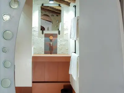 Plan de l'établissement Gîte d'Architecte 6 Pers. avec Terrasse et Jardin à Pissotte - FR-1-426-480
