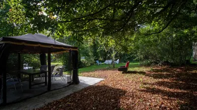 Jardin de l'établissement Le petit monas