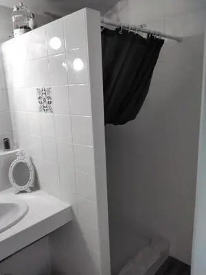 Salle de bains dans l'établissement Le Cœur du Breuil