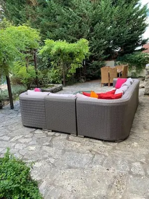 Coin salon dans l'établissement Uniquely Private Holiday Villa in the Charente