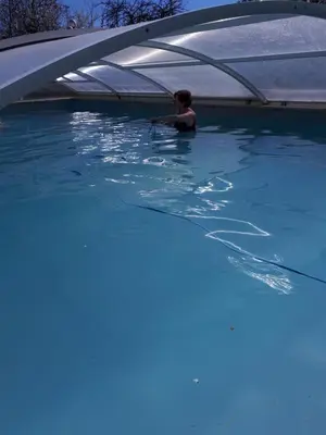 Piscine de l'établissement Chambre de caractere ou située à proximité