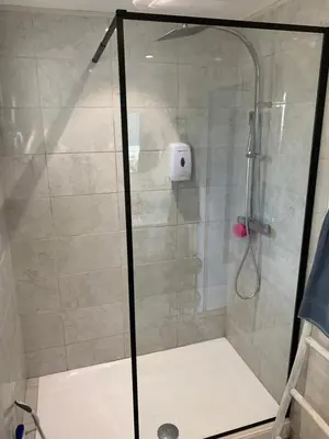 Salle de bains dans l'établissement La maison d’Eloi