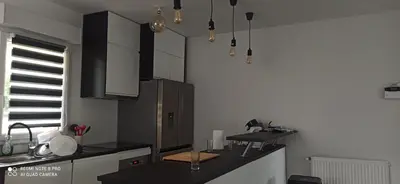 Cuisine ou kitchenette dans l'établissement Maison proche centre ville