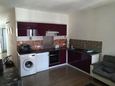 Cuisine ou kitchenette dans l'établissement superbe t3