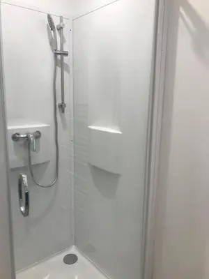 Salle de bains dans l'établissement LA MAISON DU BONHEUR