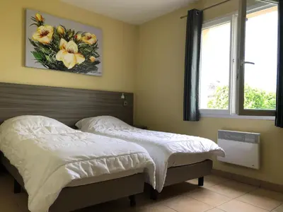 Un ou plusieurs lits dans un hébergement de l'établissement Villa in Les Forges with Pool & Golf Access