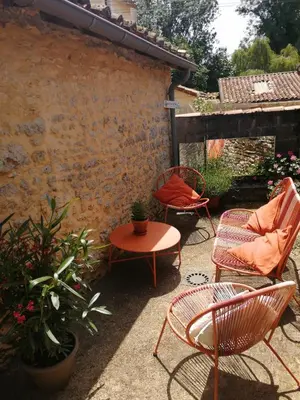 Jardin de l'établissement Two bedroom Stone Cottage