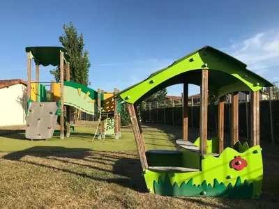 Aire de jeux pour enfants de l'établissement Amazing holiday home in Les Forges with terrace