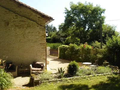Jardin de l'établissement La Petite Bellarderie
