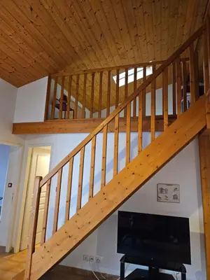 Télévision ou salle de divertissement dans l'établissement Maison 3 étoiles à 50m mer plages îles nature piscine chauffée jacuzzi privé WIFI