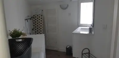 Plan de l'établissement Appartement chaleureux à 5 mins de La Rochelle