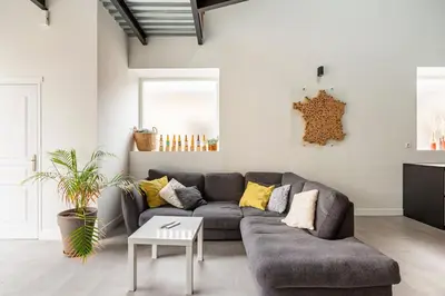 Coin salon dans l'établissement Loft chaleureux