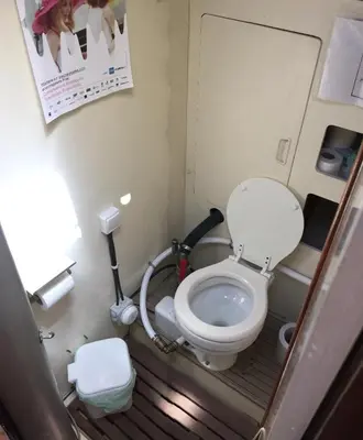 Salle de bains dans l'établissement AUREL