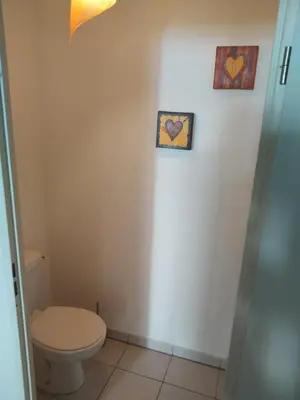 Salle de bains dans l'établissement A Poitiers, 2 chambres, très bel appartement de 65 m2