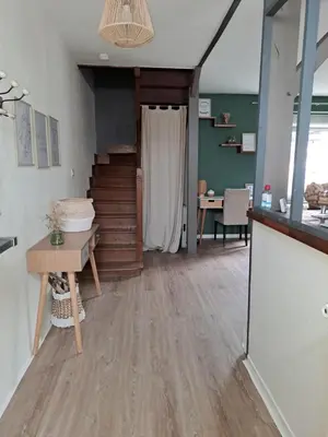 Cuisine ou kitchenette dans l'établissement Jolie maison de ville avec un extérieur au calme - Les Dragons de la Chamoiserie NIORT